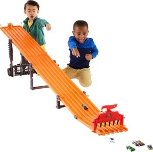 Hot Wheels Toy Car Playset with Lights, Sounds & 6 1:64 Scale Vehicles, Super 6-Lane Raceway, 8-foot Track that Rolls Up for Storage (Amazon Exclusive)