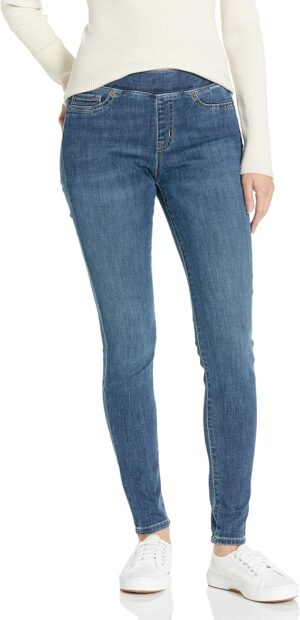 Amazon Essentials Women's Skinny Fit Mid-Rise Stretch Pull-On Jegging with Pockets - Discontinued Colors