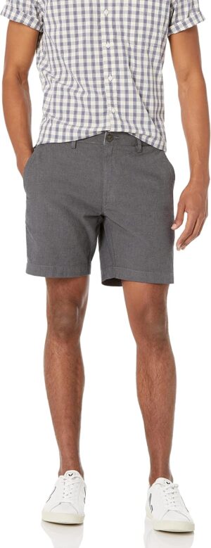 Amazon Essentials Men's Slim-Fit 7" Lightweight Comfort Stretch Oxford Shorts with Tapered Leg